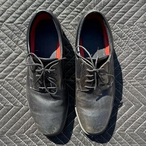 Classic Black Men's Dress Shoes